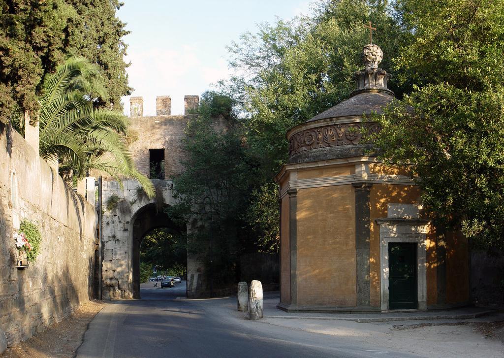 Porta Latina Suite - Private Apartment Rome'S Center Εξωτερικό φωτογραφία